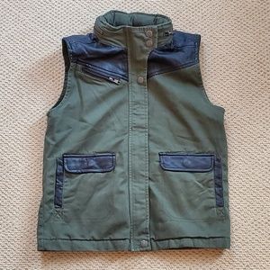 Urban Outfitters BDG vest with zipper hood